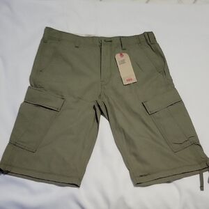 Levi's Men's Regular Fit Olive Ripstop Messenger Cargo Shorts